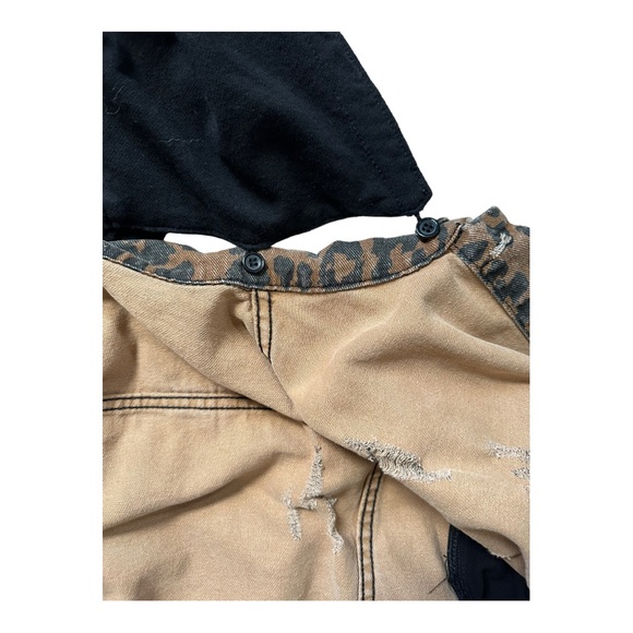 Dance & Marvel Jean Jacket Women Size M Distressed Crop Cutout Cheetah Print - Picture 8 of 8